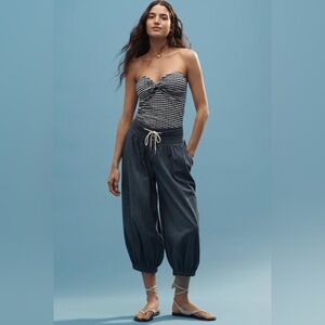 Anthropologie High-Rise Parachute Capri Jeans In Blue Bottle Wash